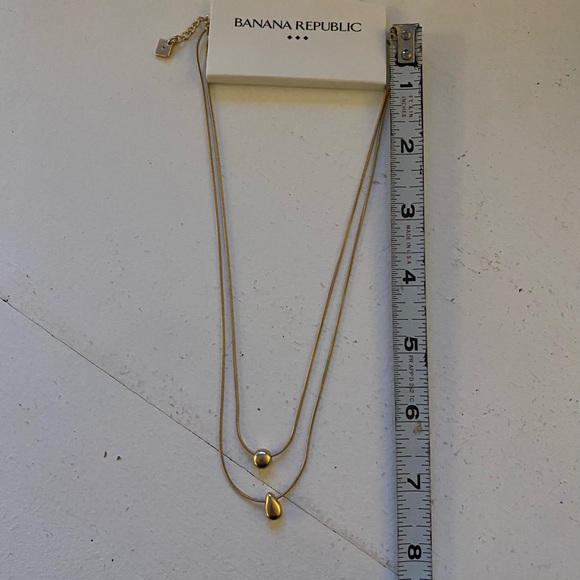 Banana Republic gold layered necklace - Picture 4 of 4